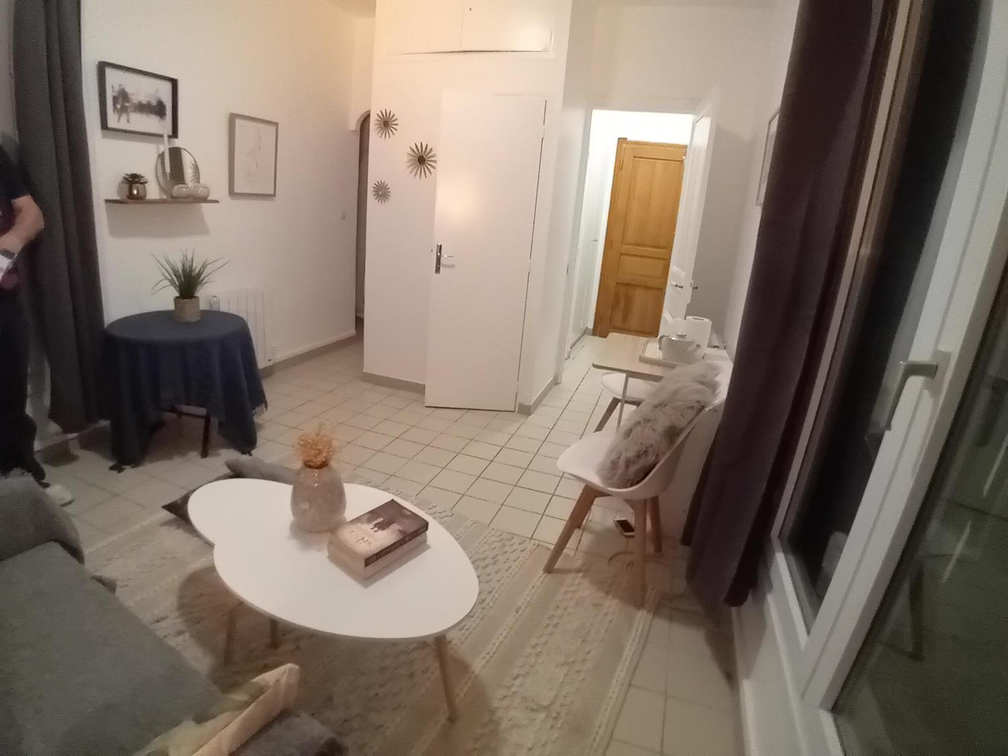 1 Minute Gare Montparnasse ,near To Eiffel Tour And Louvre Meusm,gorgeous Place Parijs