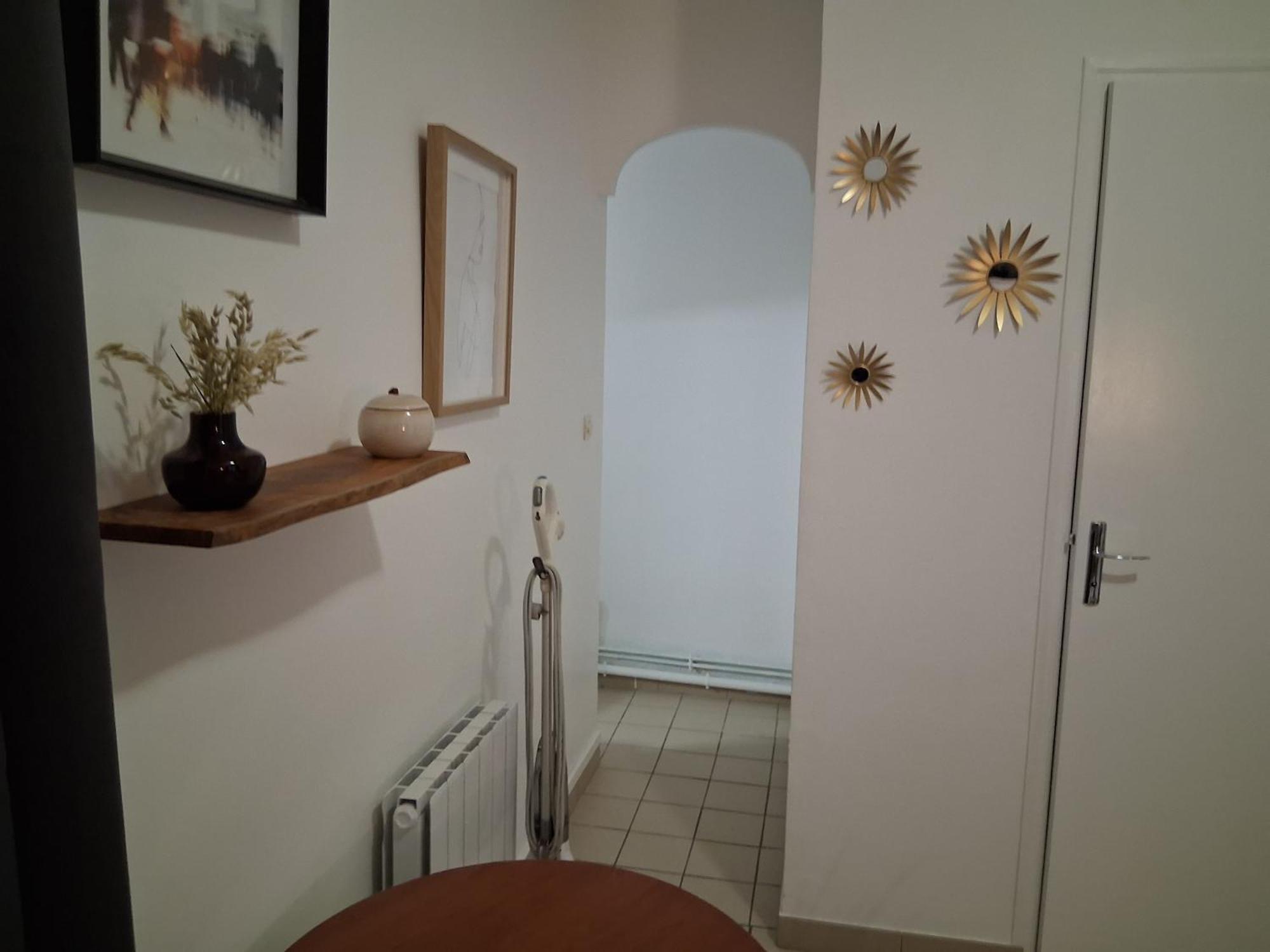1 Minute Gare Montparnasse ,near To Eiffel Tour And Louvre Meusm,gorgeous Place Appartement *